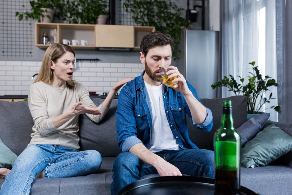 Życie z alkoholikiem, dlaczego kobiety trwają w takich związkach? Życie z alkoholikiem, dlaczego kobiety trwają w takich związkach?